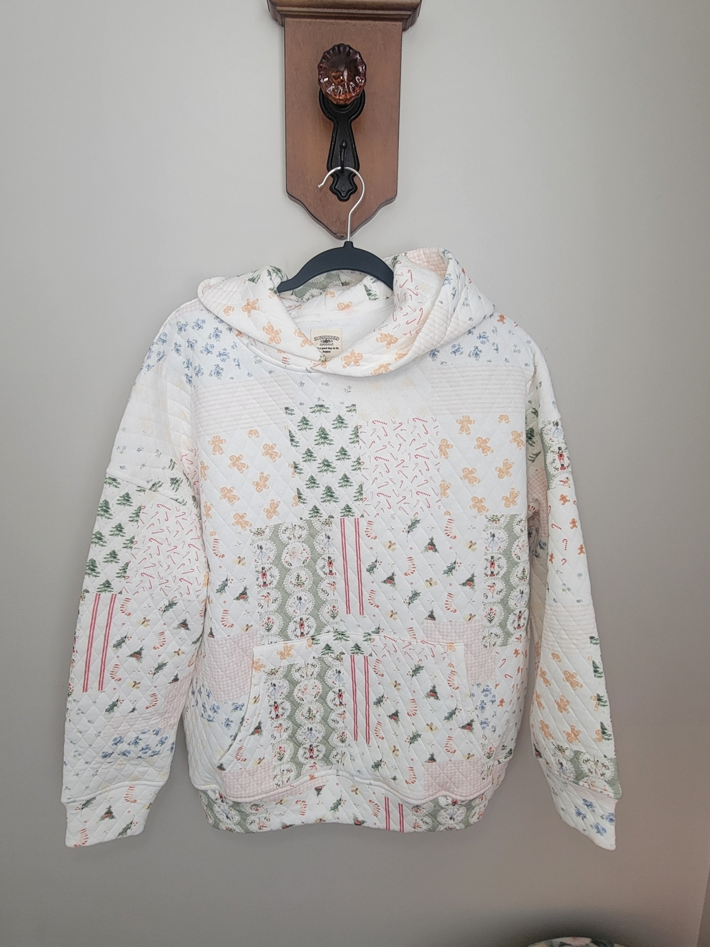 Quilt-Pattern Hooded Sweatshirt -Holiday Sunkissed Coconut Size XS
